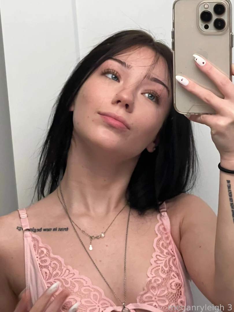 Oh come on you should know pink is my favourite colour by now part 2 