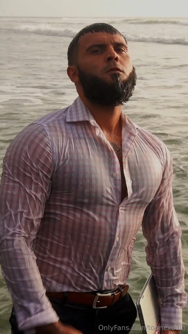 Took some office siren pics for my linked in since i m in my final part 4 