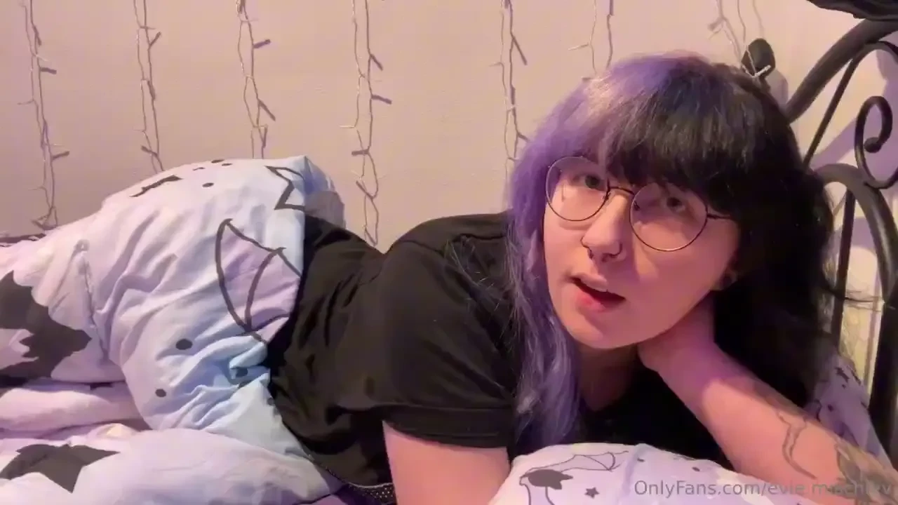 Dick down - i ve gotta show you how i wanna wrap my tight pussy and 