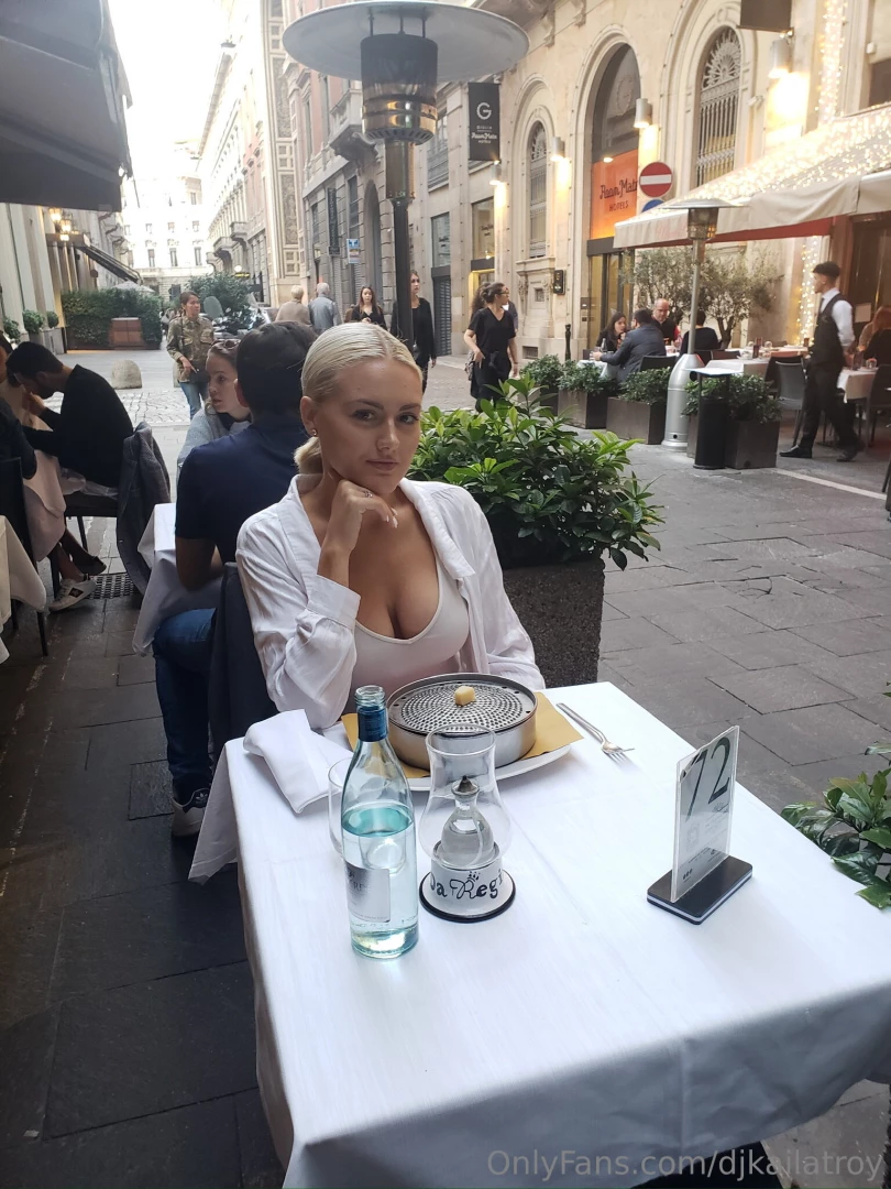 Pov you take me out to lunch 