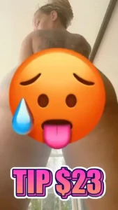Eat it from behind cum stick ur tongue in this juicy ass while i arch