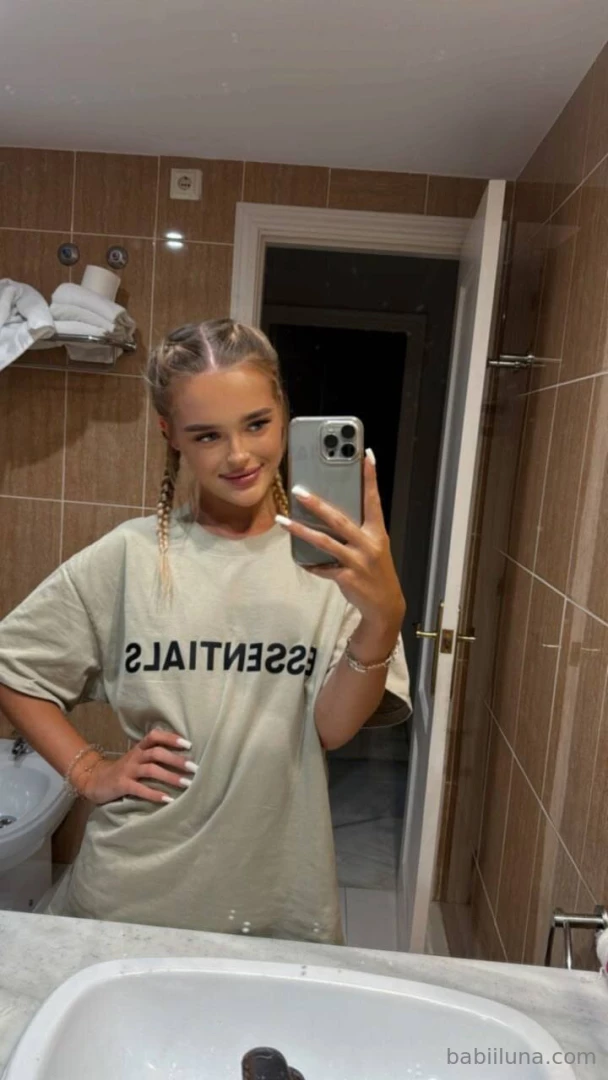 My pussy is already waiting for your cock emmapomelo hurry up to 