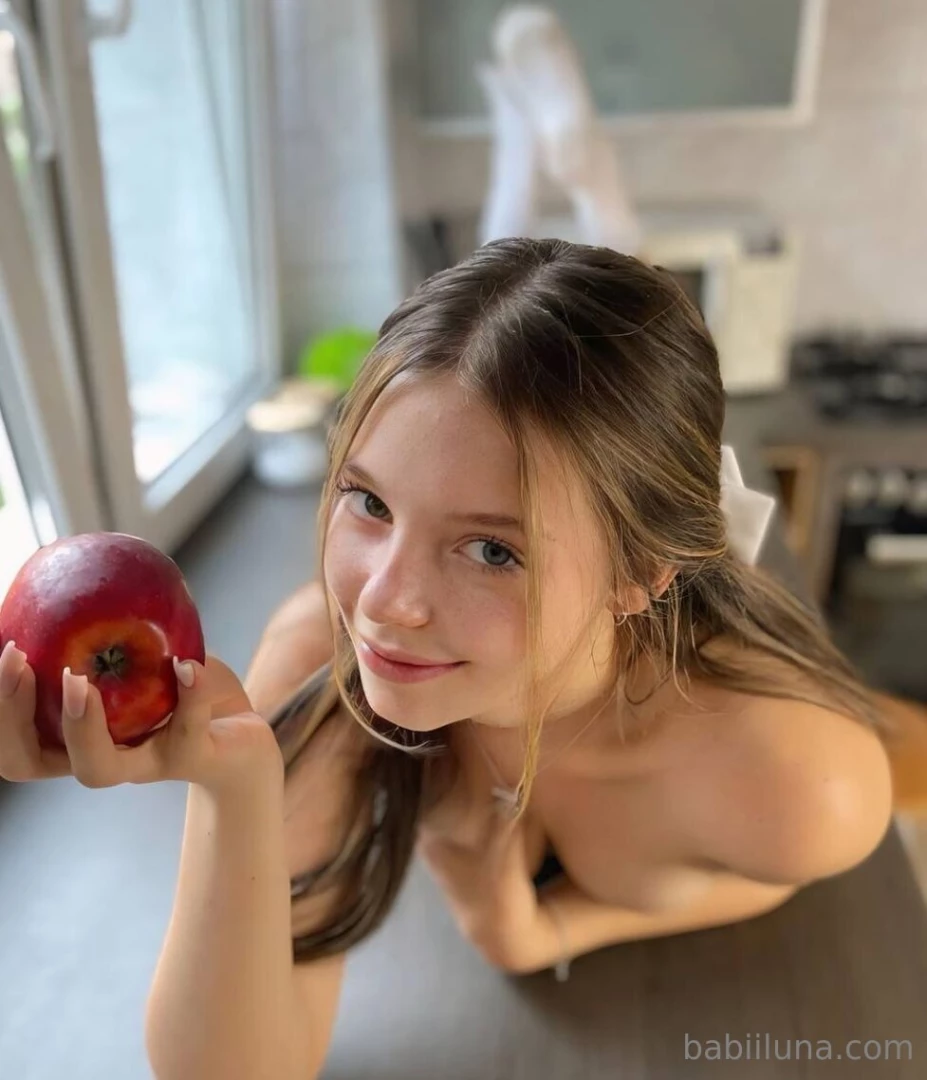 I m so wet daddy emma_madison intimate videos and photo chat 18 live part 1 