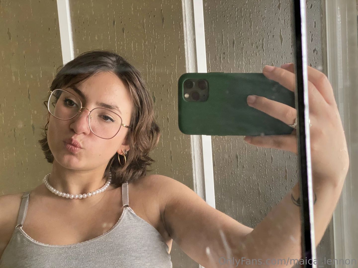 Felt really cute in this mirror selfie 