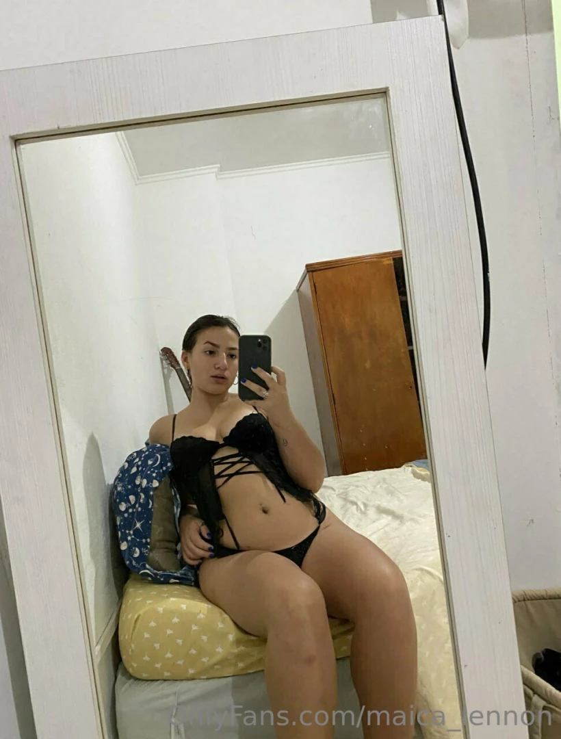 My bed looks lonely what taking you so long 