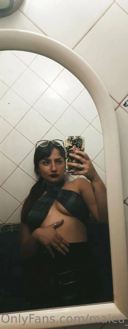 Feeling so pretty and gorgeous today 