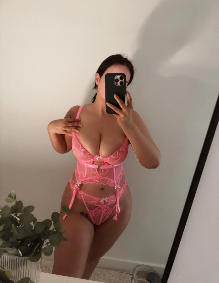 Pretty in pink part 2074 