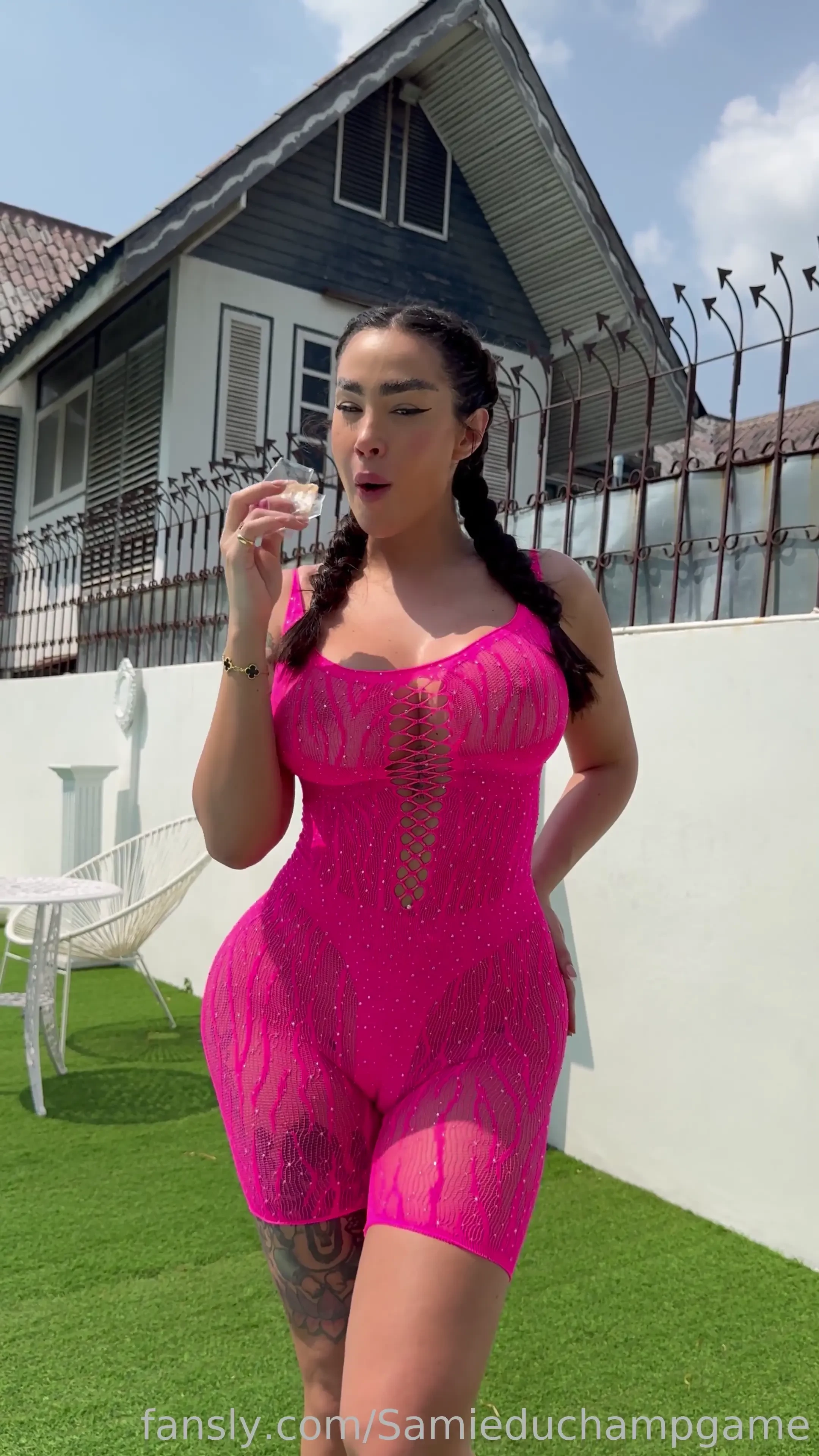 I want to see the hard cock you have seeing me like this my love 