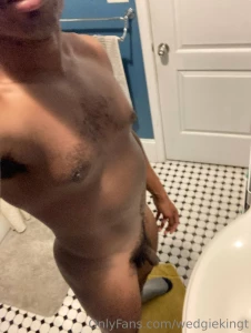 And here we go the final self wedgie cum on me body appreciation post