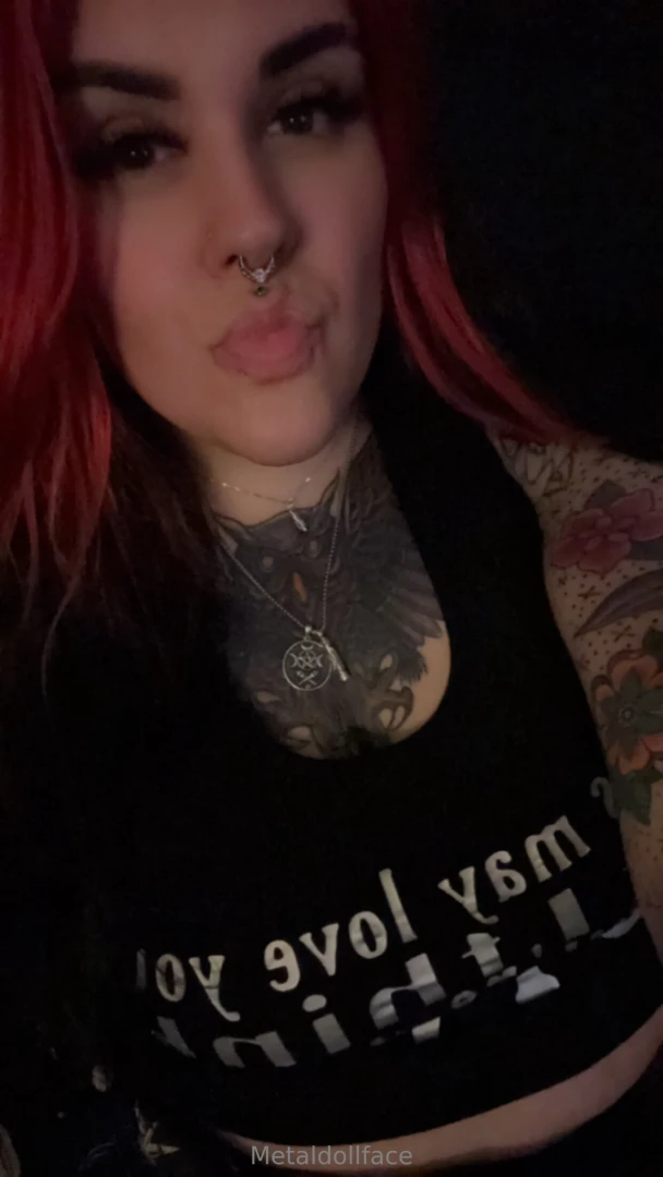 Vote on who would like to see me use my rfm rapid fuck machine give me 