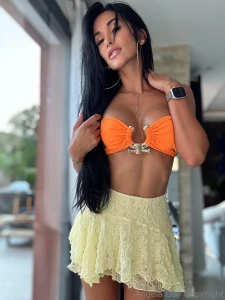 Hi guys i hope you missed me anyway i wish you all a great weekend