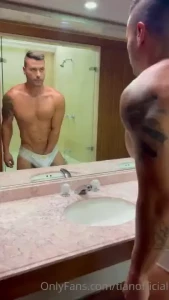 Estos briefs me lo est n apretadando