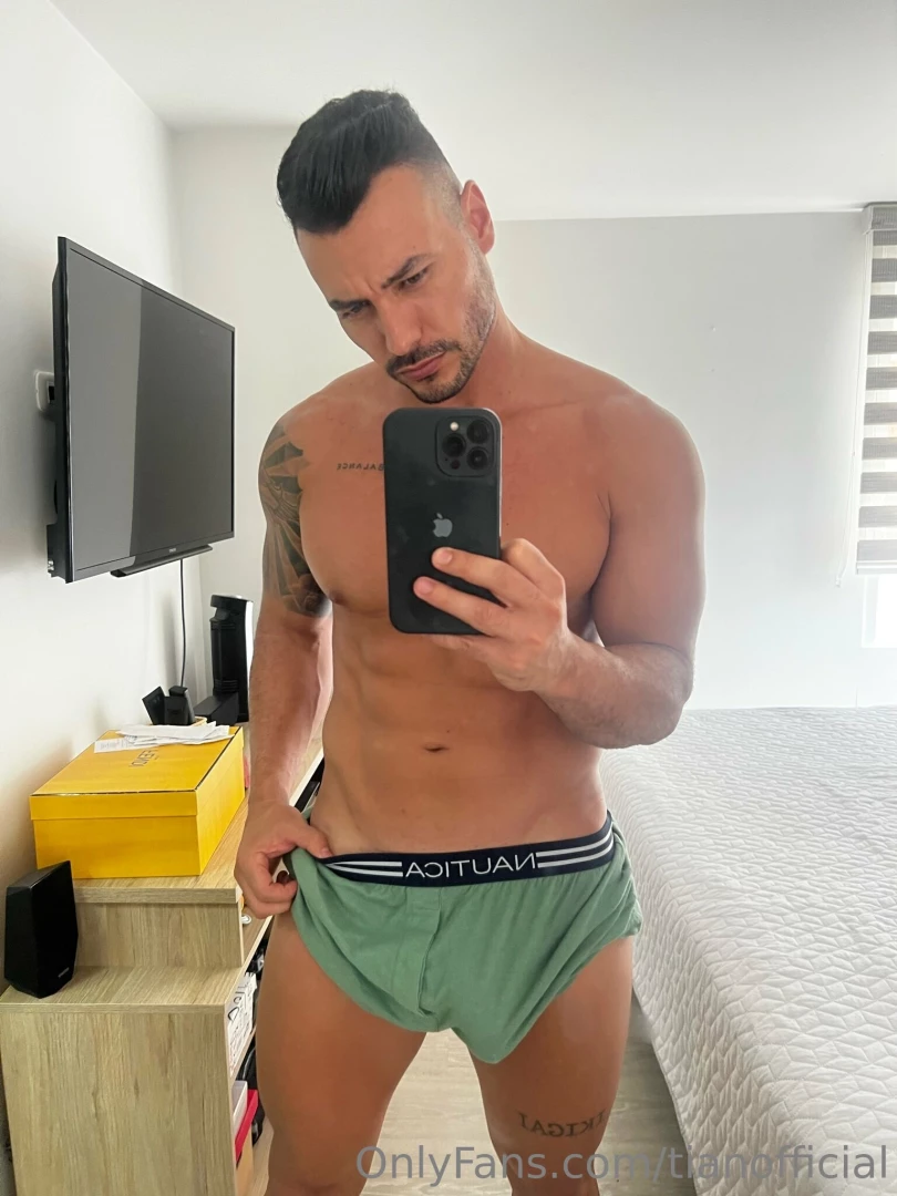 Buenos d as que tan caliente amaneciste hoy d jame saberlo en el dm 