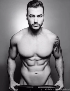 En estos d as me dijeron que lo m s sexy del cuerpo masculino son los