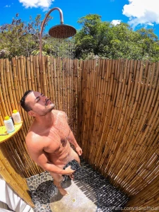 Dale like a todos mis posts y escribeme done en un mensaje para