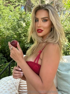 A game in your dms vips