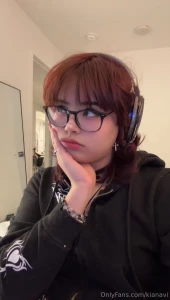 Happpy valentines day also i got new hair i wasn t able to answer your part 2