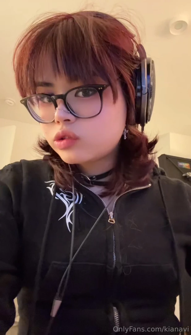 Happpy valentines day also i got new hair i wasn t able to answer your part 10 