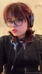 Happpy valentines day also i got new hair i wasn t able to answer your part 10