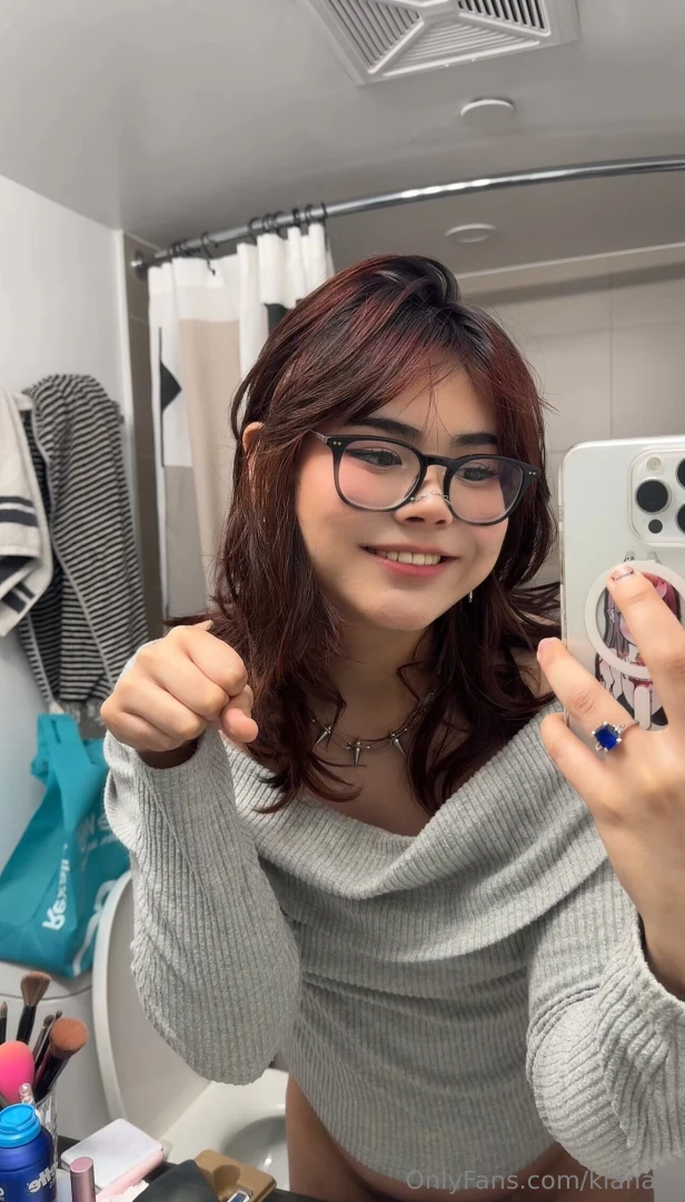 Hiyaaaa finally getting home now i can t wait to take more vids for part 5 