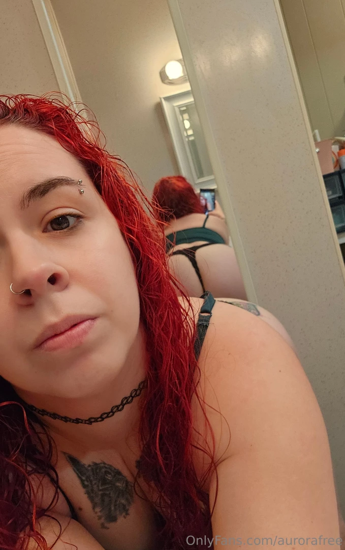 Enjoy my fresh shower naked face look 