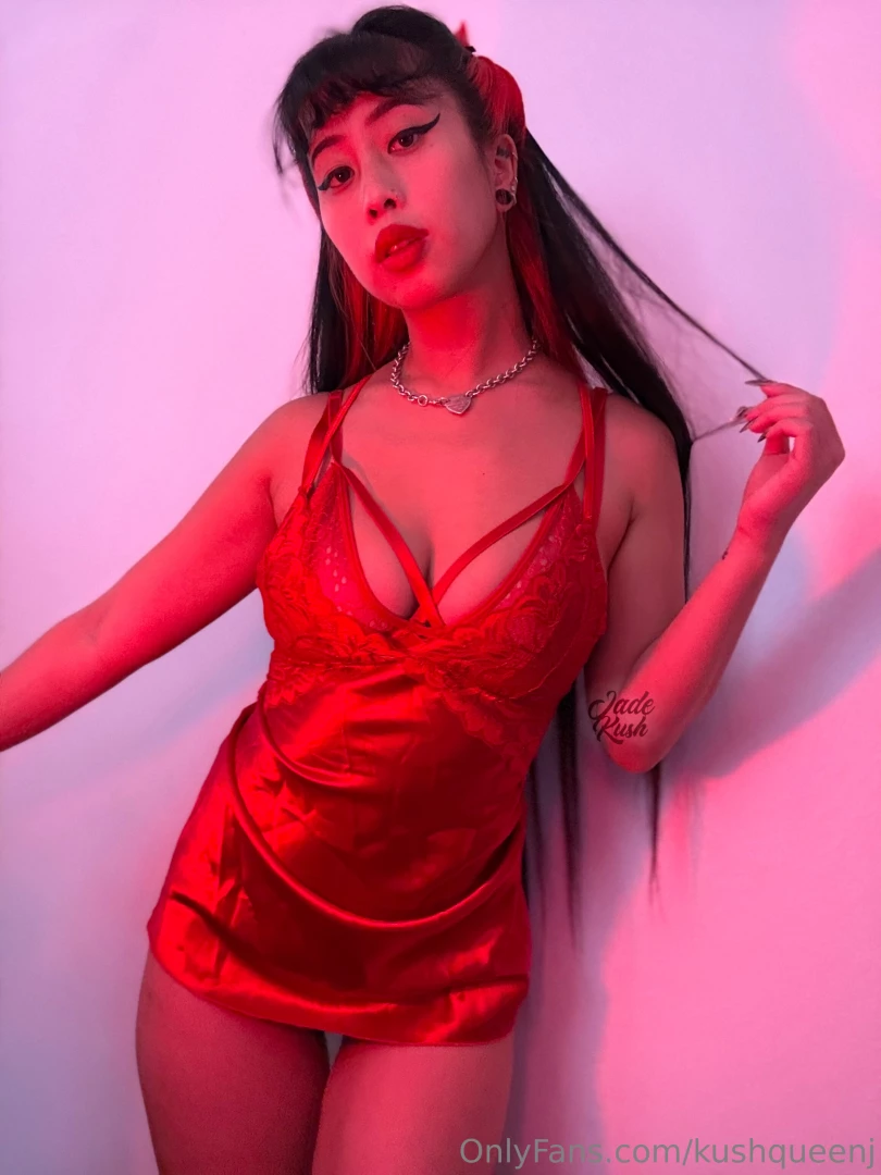 Does this outfit look good on me part 2 