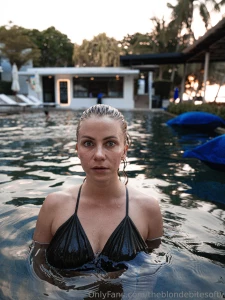 If you re not too busy let s chat and catch up by the way have you