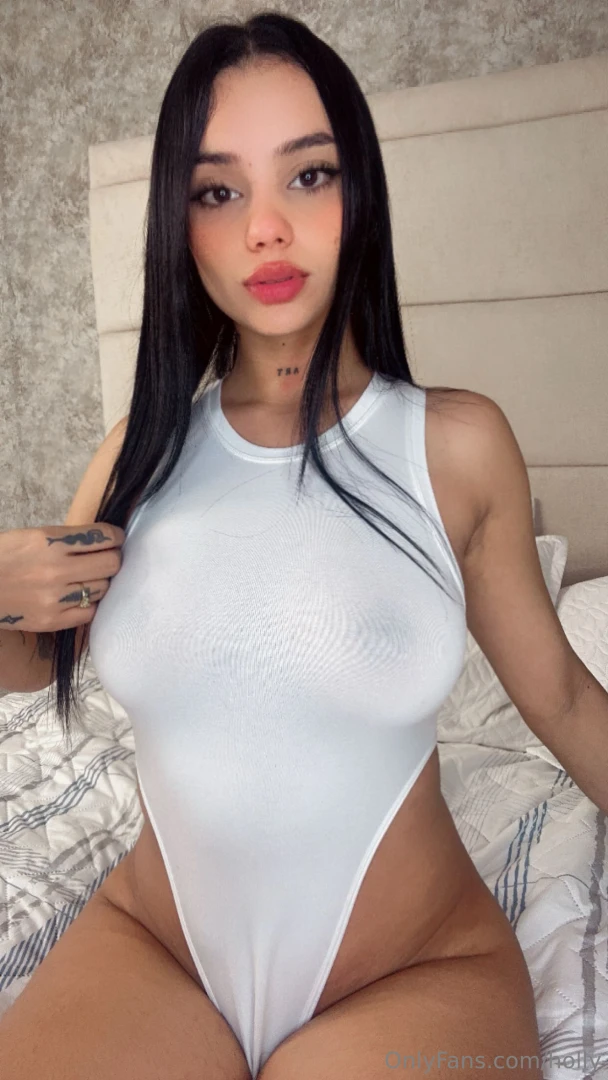 Meet sofia your new obsession just landed on onlyfans and yes she s 
