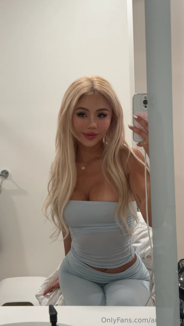 Attention everyone free bundle alert we re going crazy for the end of part 1 