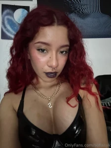 Who wants to see me take it off part 1