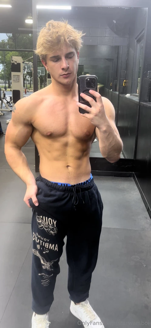 Guess what i hit at the gym 