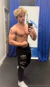 Im bored and lonely message me