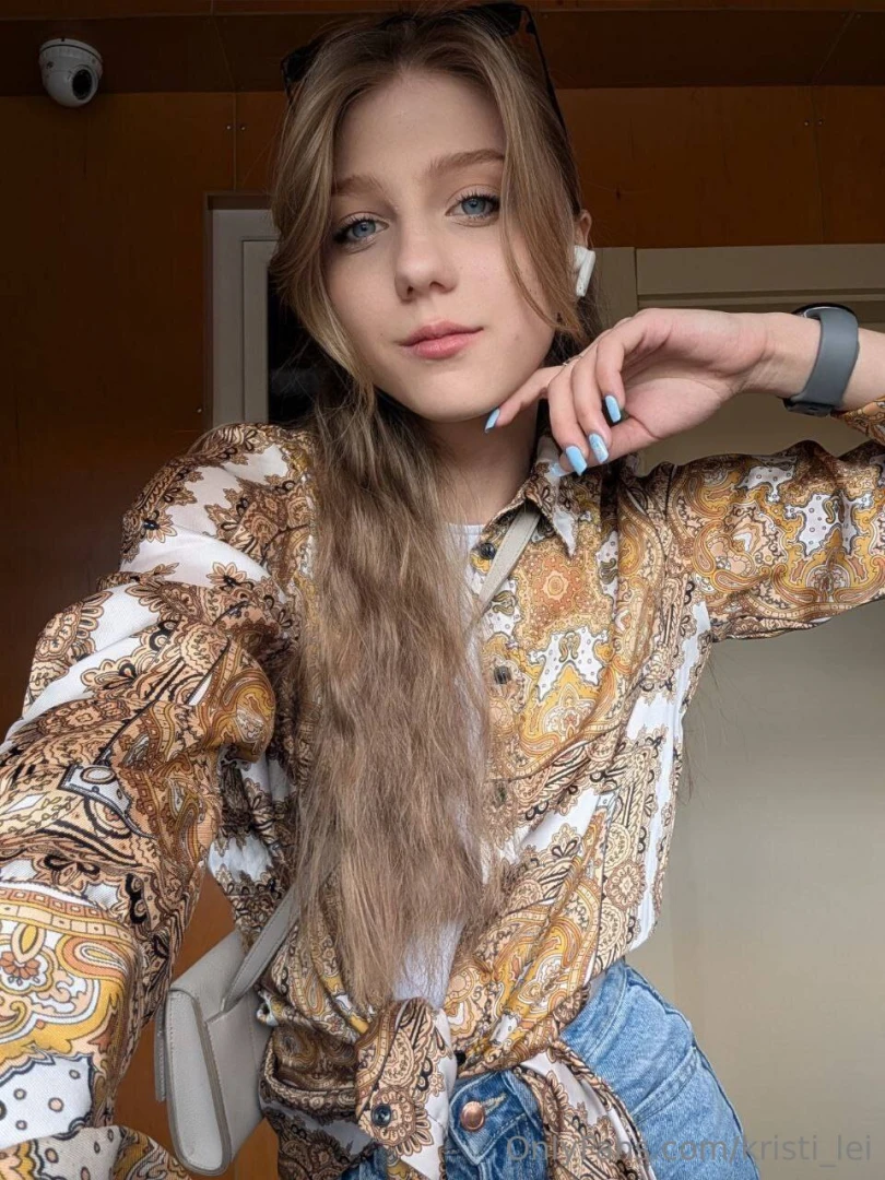 Just out here daydreaming maybe about you 