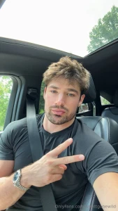 Peace love and looking this fine