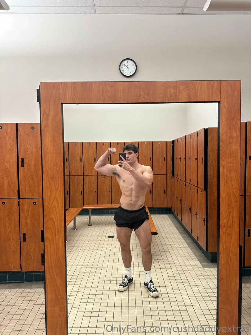 Sunday funday flex that gun day 