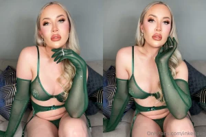 You re nothing but a little fuck toy aren t you slut