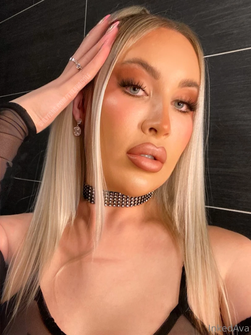 Tell your goddess she s beautiful today baby 