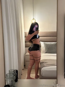 Unlock to see these pants come down vips the vip version is already