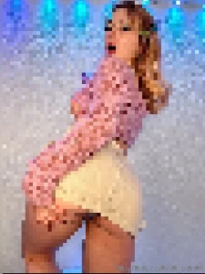 Sitting at my desk and i thought i d take some hot pics for you do you