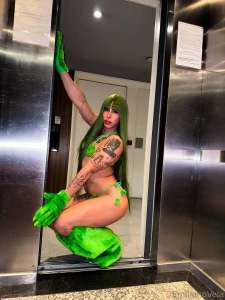 Xmas baddest bitch the grinch part 4
