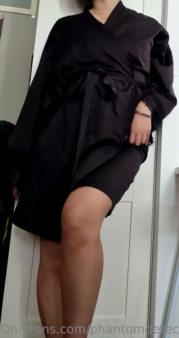 So i have a robe wonder what i have under it also i may put on some 