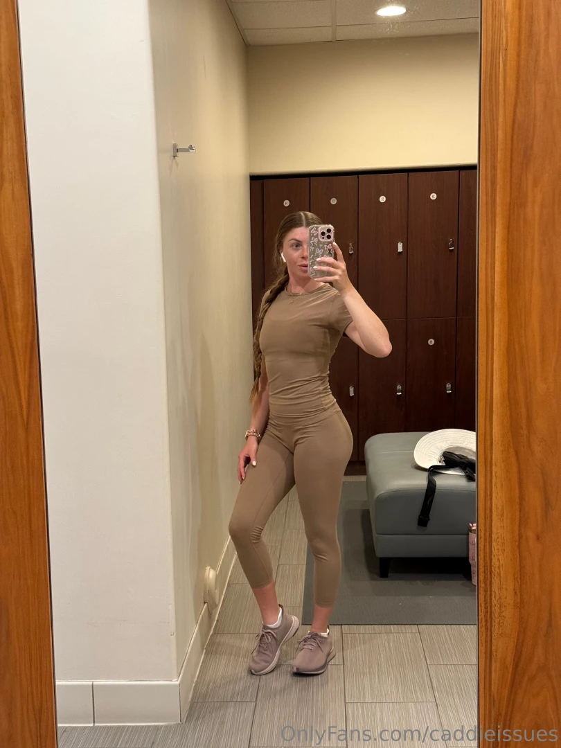 This reflection s giving hole-in-one energy 