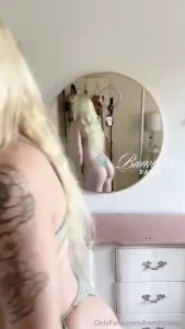 Who else is losing it for my perfect princess body in this bikini tip