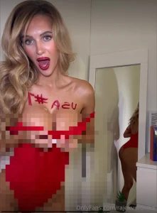 Red hot and blue until you message me back part 1