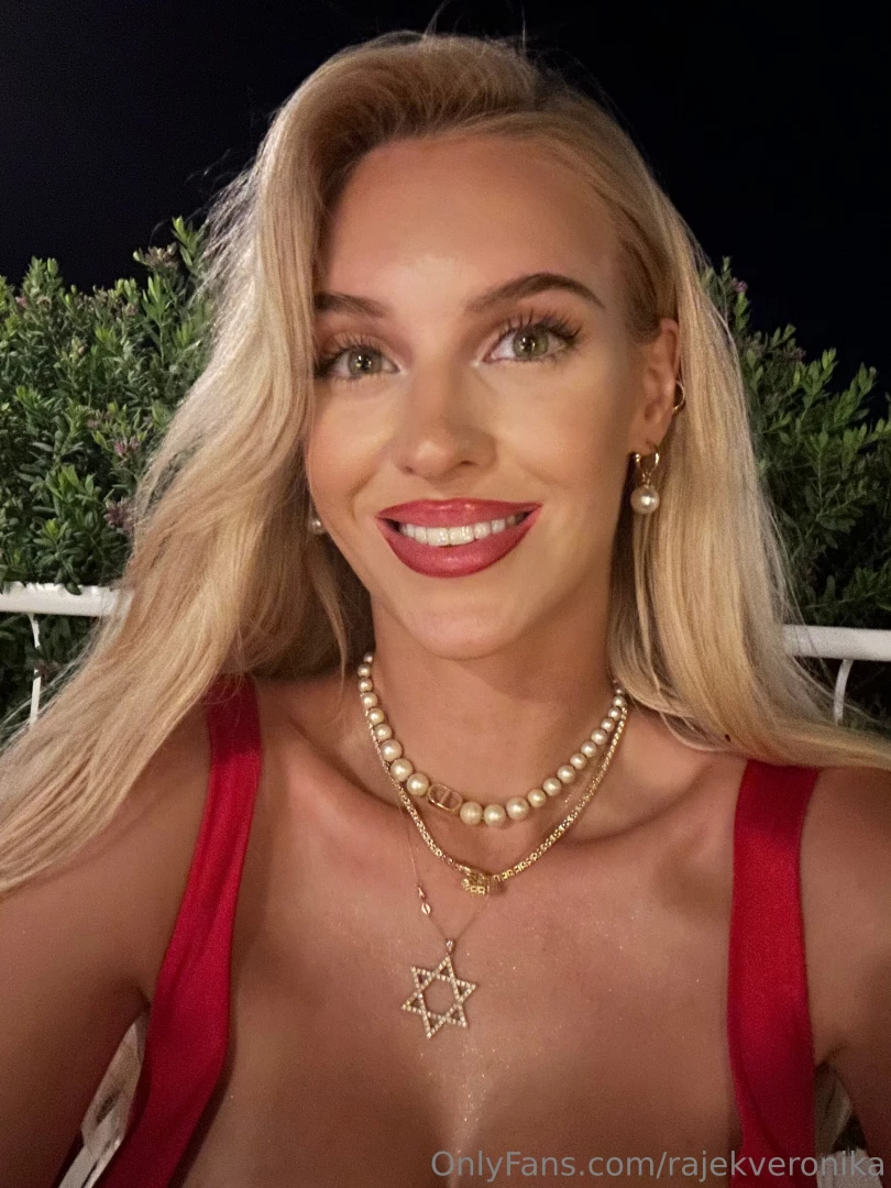 U have unique chance to invite me for date dinner will u do it if yes part 1 