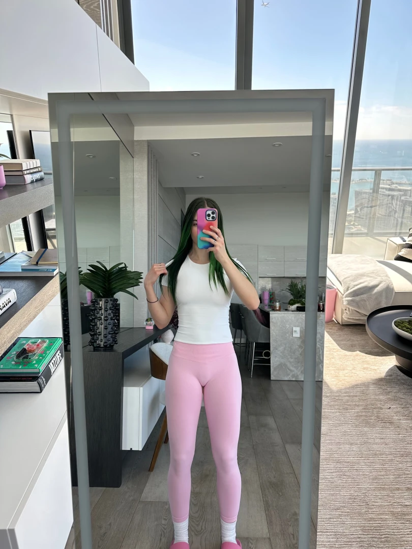 Can you see how good it fits 