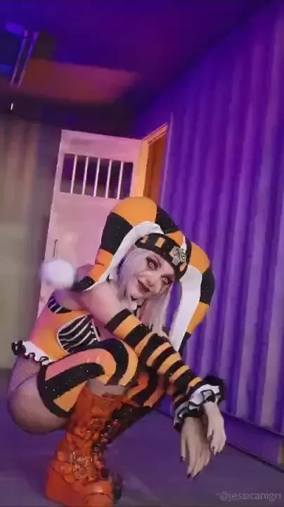 I hope you like clown girls because they like you 