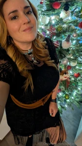 J ai surv cu une ann e de plus mon party de no l du bureau qui tait