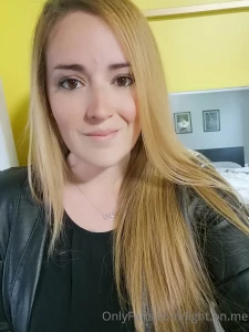 L t les robes se sentir sexy avec le vent qui fr le mes cuisses