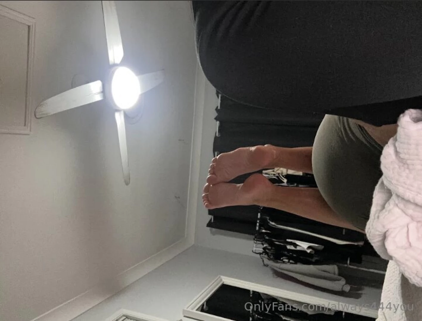 Foot job video tell me do you like to see one 